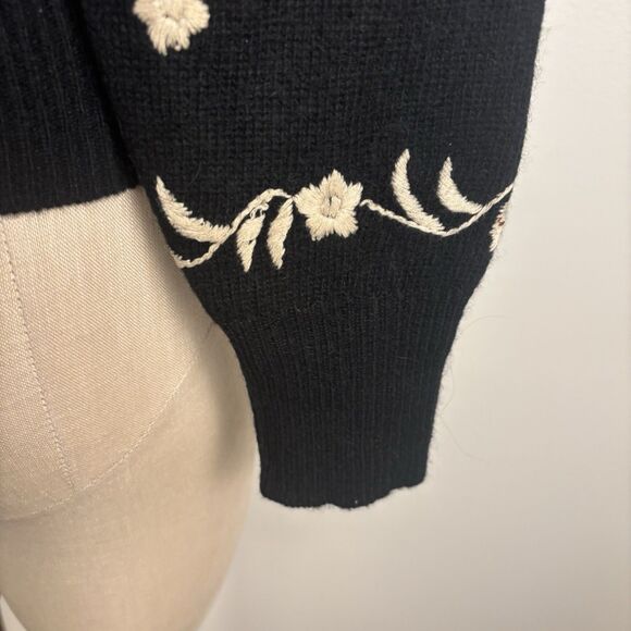 Vintage Woman's Sweater Express Tricot Size XS Lambswool and Angora Rabbit Black - Picture 7 of 10